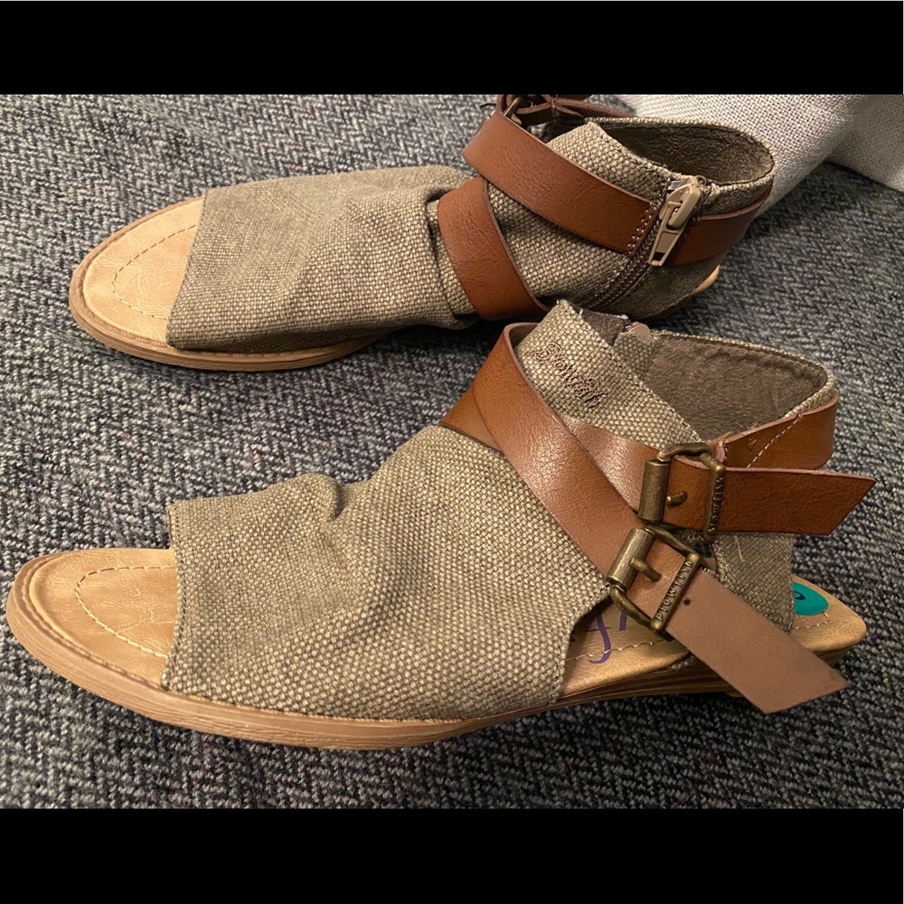 Blowfish Malibu Women’s Balla Wedge Sandal (NEW)